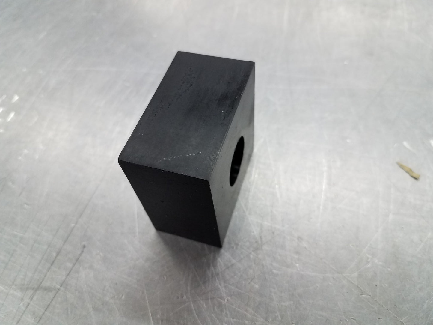 Piranha® P50 Round Block, Polyurethane, 95 A Durometer, P/N 0330209